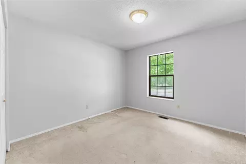 2326 Laredo Dr, O'fallon, MO 63368 photo 13