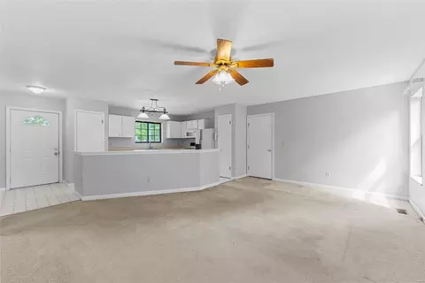 2326 Laredo Dr, O'fallon, MO 63368 photo 5