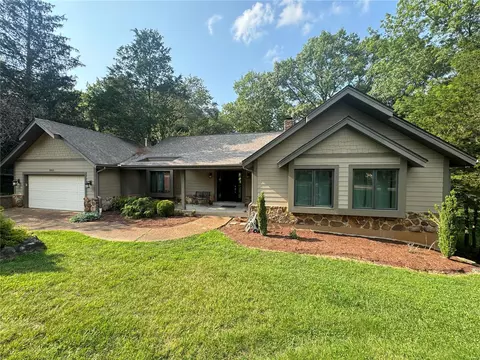 2015 Medicine Bow Dr, Wildwood, MO 63011