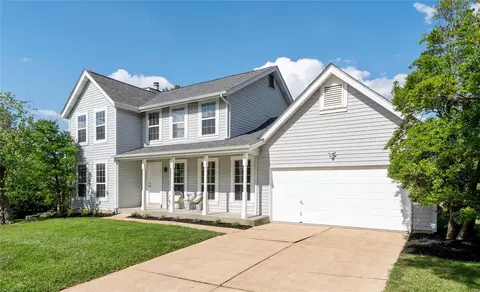 1166 Dunston Dr, Saint Louis, MO 63146