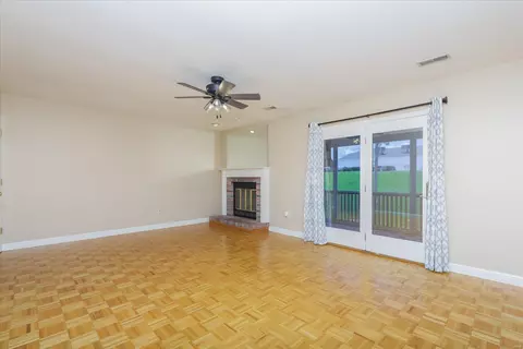 1602 Forest Hills Dr #E, Saint Charles, MO 63303 photo 5