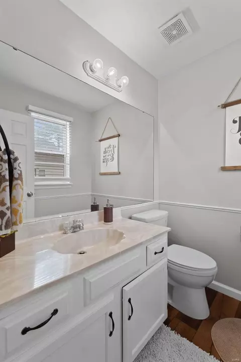 Bath - 148 Lamplighter Way, O'fallon, MO 63368 photo 1 of 5
