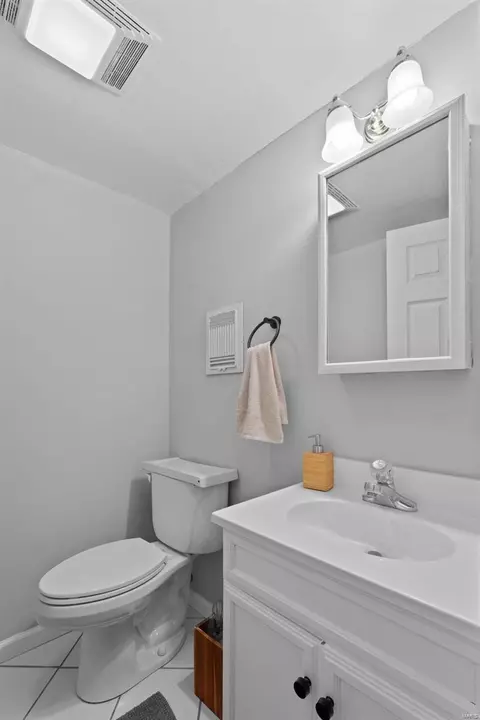 Bath - 148 Lamplighter Way, O'fallon, MO 63368 photo 5 of 5