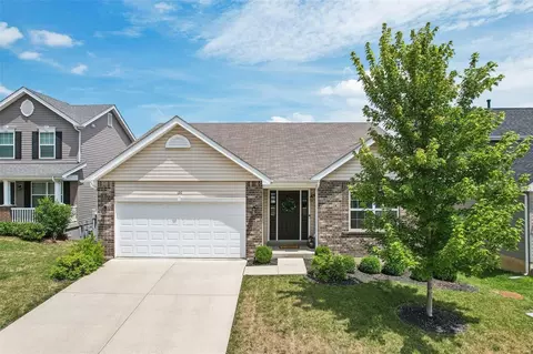 Exterior - 126 Brookview Way Dr, O'fallon, MO 63366 photo 7 of 9