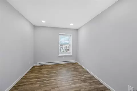 1677 Herault Pl #E, Saint Louis, MO 63125 photo 8