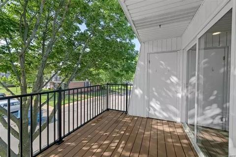 1677 Herault Pl #E, Saint Louis, MO 63125 photo 18