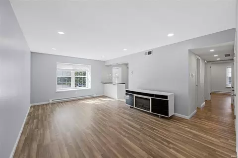 1677 Herault Pl #E, Saint Louis, MO 63125 photo 5