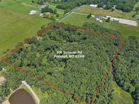 808 Schaper Rd, Foristell, MO 63348