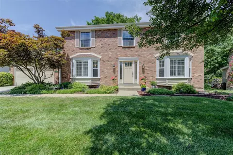11 Lippizan Rd, Saint Peters, MO 63376