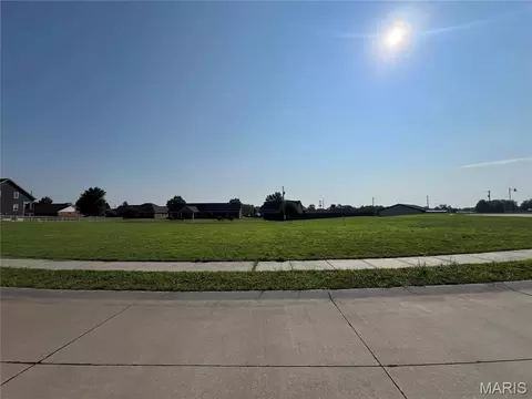 1662 Redbud Ct, Perryville, MO 63775