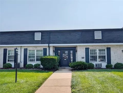 824 Dumont Pl #D, Saint Louis, MO 63125