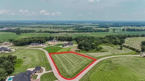 200 Castle Crest Ct, O'fallon, MO 63366