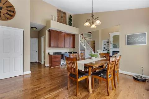Dining - 266 Bountiful Pointe Cir, Grover, MO 63040 photo 2 of 3