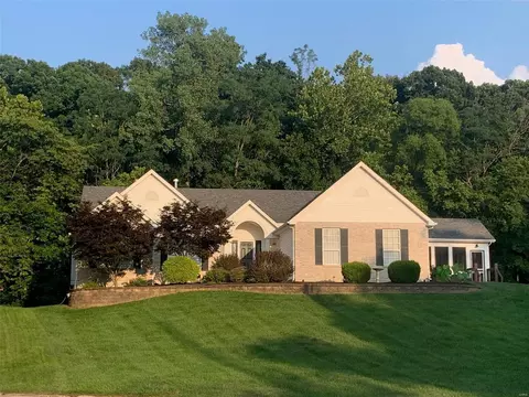 1 Willow Creek Ct, Saint Charles, MO 63304