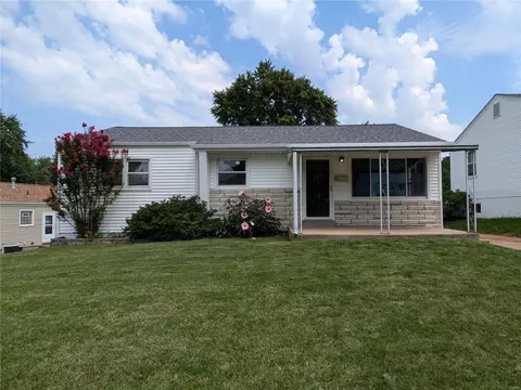 9117 Fayette Ave, Saint Louis, MO 63123