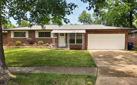 1945 Saint Joseph St, Florissant, MO 63033