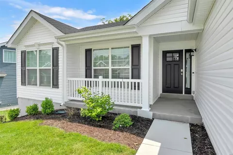 17475 Wyman Ridge Dr, Eureka, MO 63025
