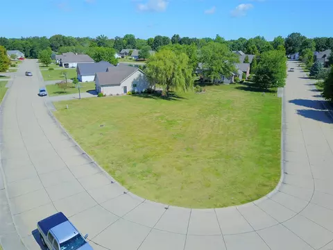 6 Eastland, Carlinville, IL 62626