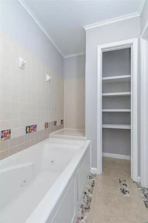 171 Carmel Woods Dr, Ellisville, MO 63021 photo 16