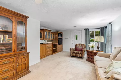 Living - 4199 Wright Ave, Saint Ann, MO 63074 photo 1 of 1