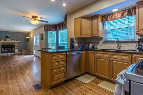 2316 Forest Leaf Pkwy, Wildwood, MO 63011 photo 15