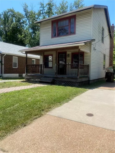 229 Harrison Ave, Saint Louis, MO 63135