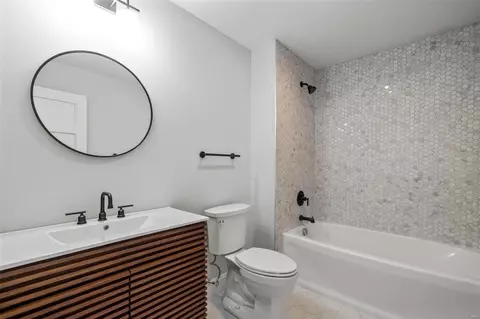 Bath - 1020 Tulip Ln, Ellisville, MO 63021 photo 5 of 5