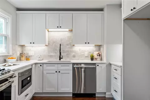 Kitchen - 1020 Tulip Ln, Ellisville, MO 63021 photo 1 of 7