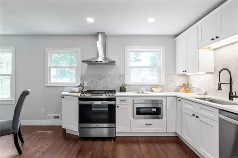 Kitchen - 1020 Tulip Ln, Ellisville, MO 63021 photo 7 of 7