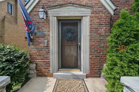 4068 Federer St, Saint Louis, MO 63116 photo 3