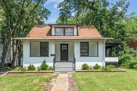 223 W Monroe Ave, Saint Louis, MO 63122