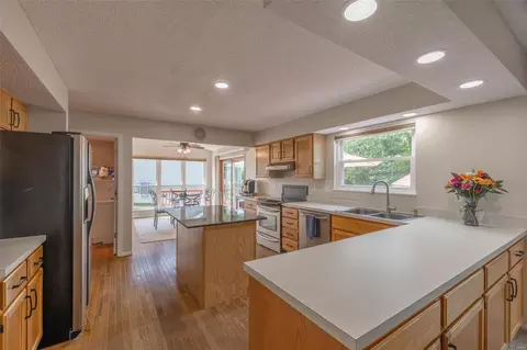 Kitchen - 36 Dunmore Cir, O'fallon, MO 63368 photo 1 of 2
