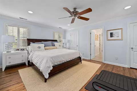 Bedroom - 3 Daniel Rd, Ladue, MO 63124 photo 1 of 9