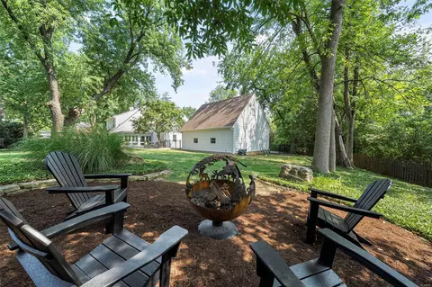 Exterior - 3 Daniel Rd, Ladue, MO 63124 photo 14 of 14