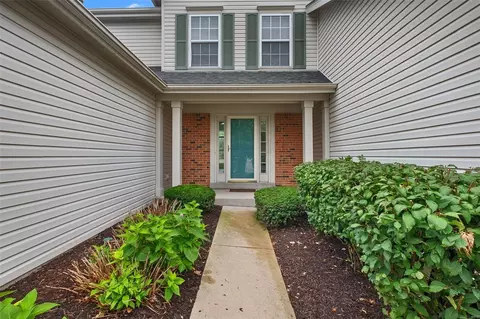 Entry Way - 612 Hawk Run Dr, O'fallon, MO 63368 photo 1 of 4