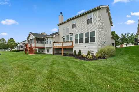 Exterior - 612 Hawk Run Dr, O'fallon, MO 63368 photo 3 of 4