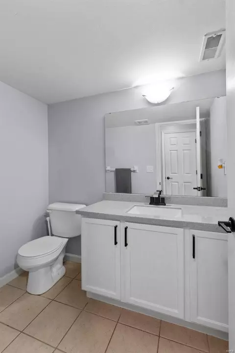 Bath - 612 Hawk Run Dr, O'fallon, MO 63368 photo 5 of 5
