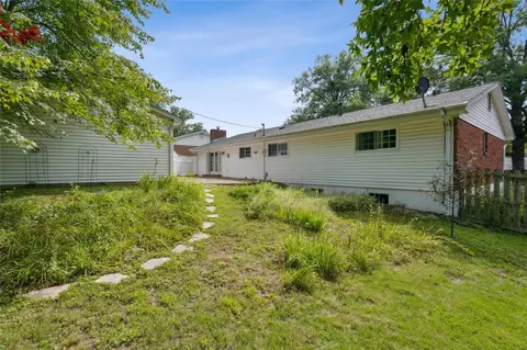 Exterior - 286 Portwind Pl, Ballwin, MO 63021 photo 6 of 13