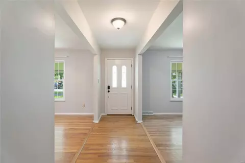 Entry Way - 286 Portwind Pl, Ballwin, MO 63021 photo 1 of 1