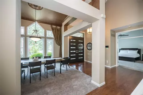 Entry Way - 16014 Pierside Ln, Ellisville, MO 63021 photo 4 of 7
