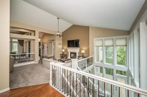 Entry Way - 16014 Pierside Ln, Ellisville, MO 63021 photo 6 of 7