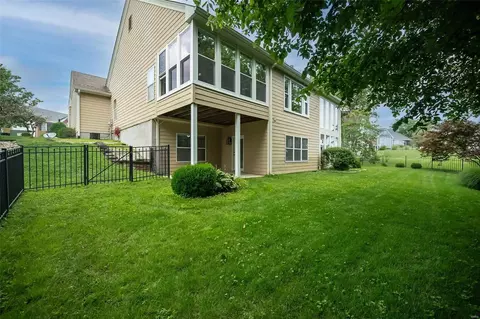 Exterior - 16014 Pierside Ln, Ellisville, MO 63021 photo 9 of 10