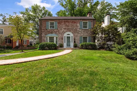 9344 Sonora Ave, Brentwood, MO 63144