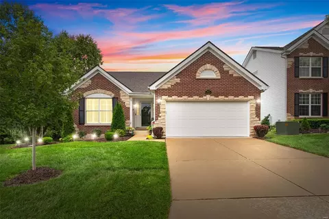 629 W Falls Ct, O'fallon, MO 63368