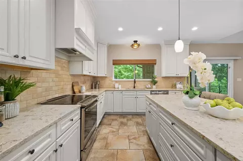 Kitchen - 601 Forest Circle Trail Rd, Ballwin, MO 63021 photo 1 of 2