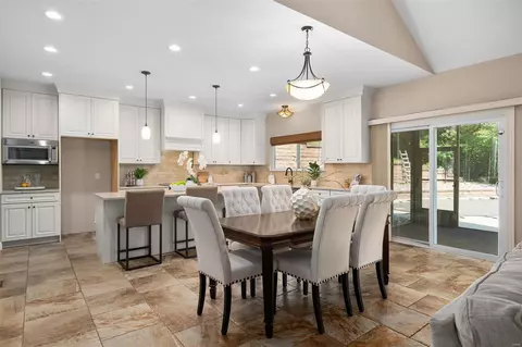 Dining - 601 Forest Circle Trail Rd, Ballwin, MO 63021 photo 2 of 2