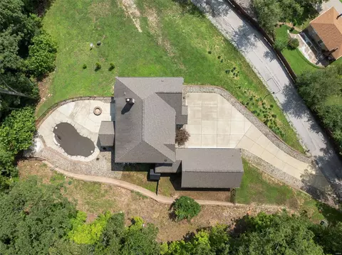 View/Area - 601 Forest Circle Trail Rd, Ballwin, MO 63021 photo 1 of 2