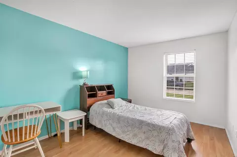 Bedroom - 1301 Snowbird Ln, O'fallon, MO 63366 photo 4 of 5