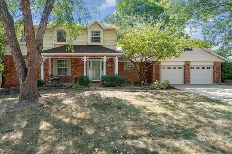4018 Flandre Cove Ct, Florissant, MO 63034