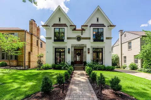 8140 Kingsbury Blvd, Clayton, MO 63105